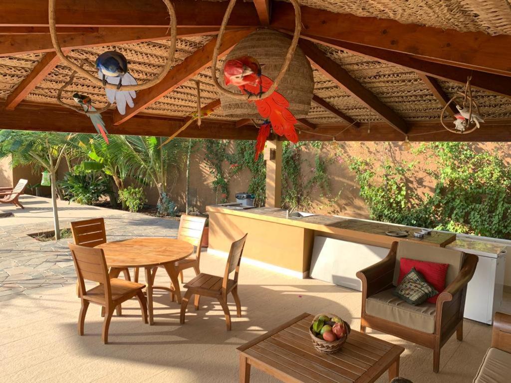 פראייה Casa Das Buganvilias מראה חיצוני תמונה